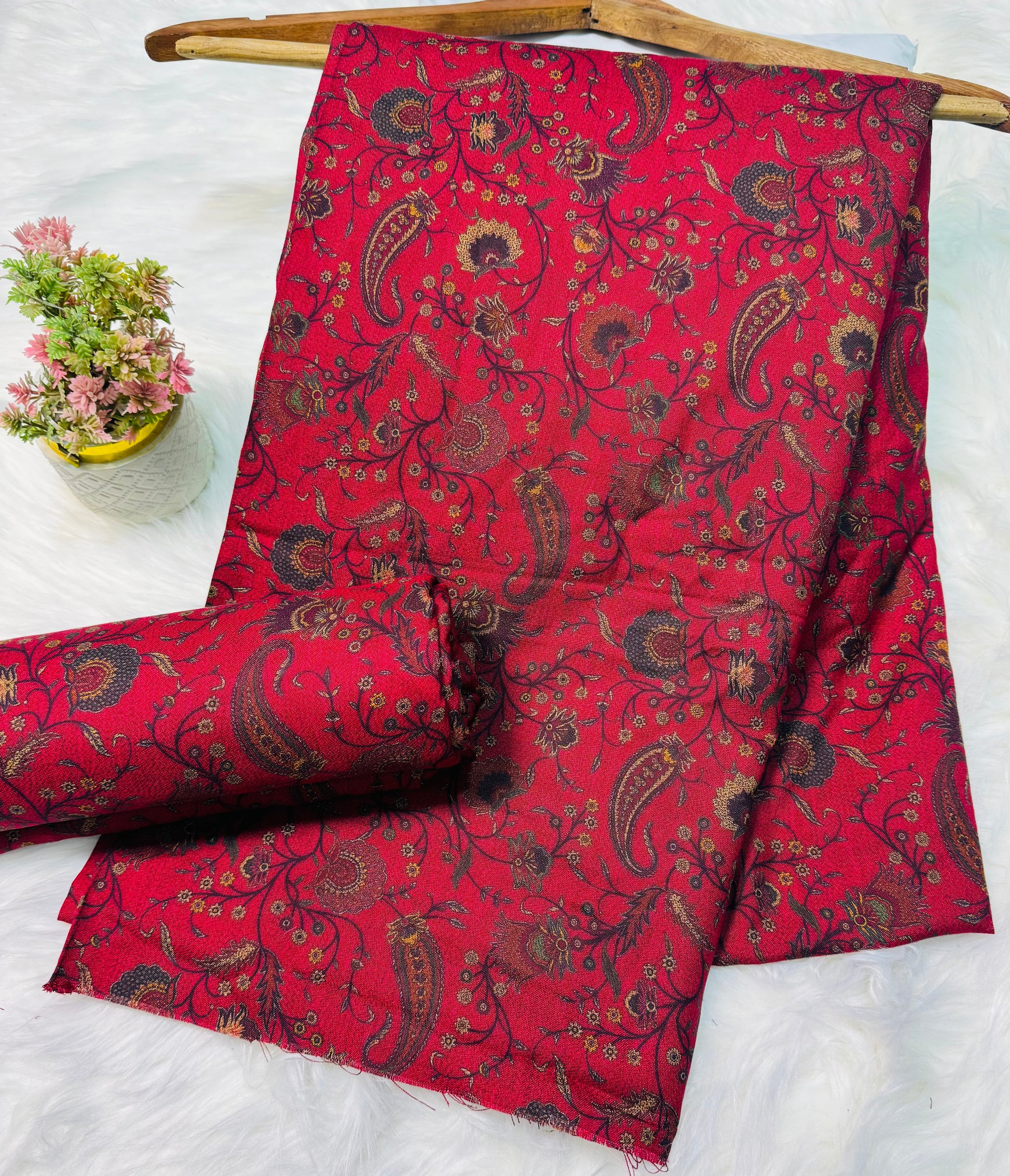 Unstitched Premium Dhanak 2PC Suit Fabric - 005